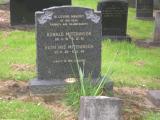 image of grave number 678237